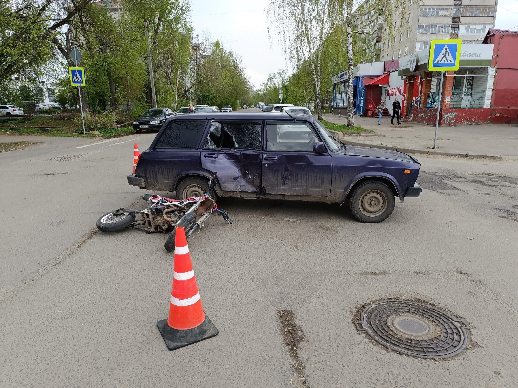 В Орле из-за молодого питбайкера пострадал ребёнок - Новости Орла и  Орловской области Орелтаймс