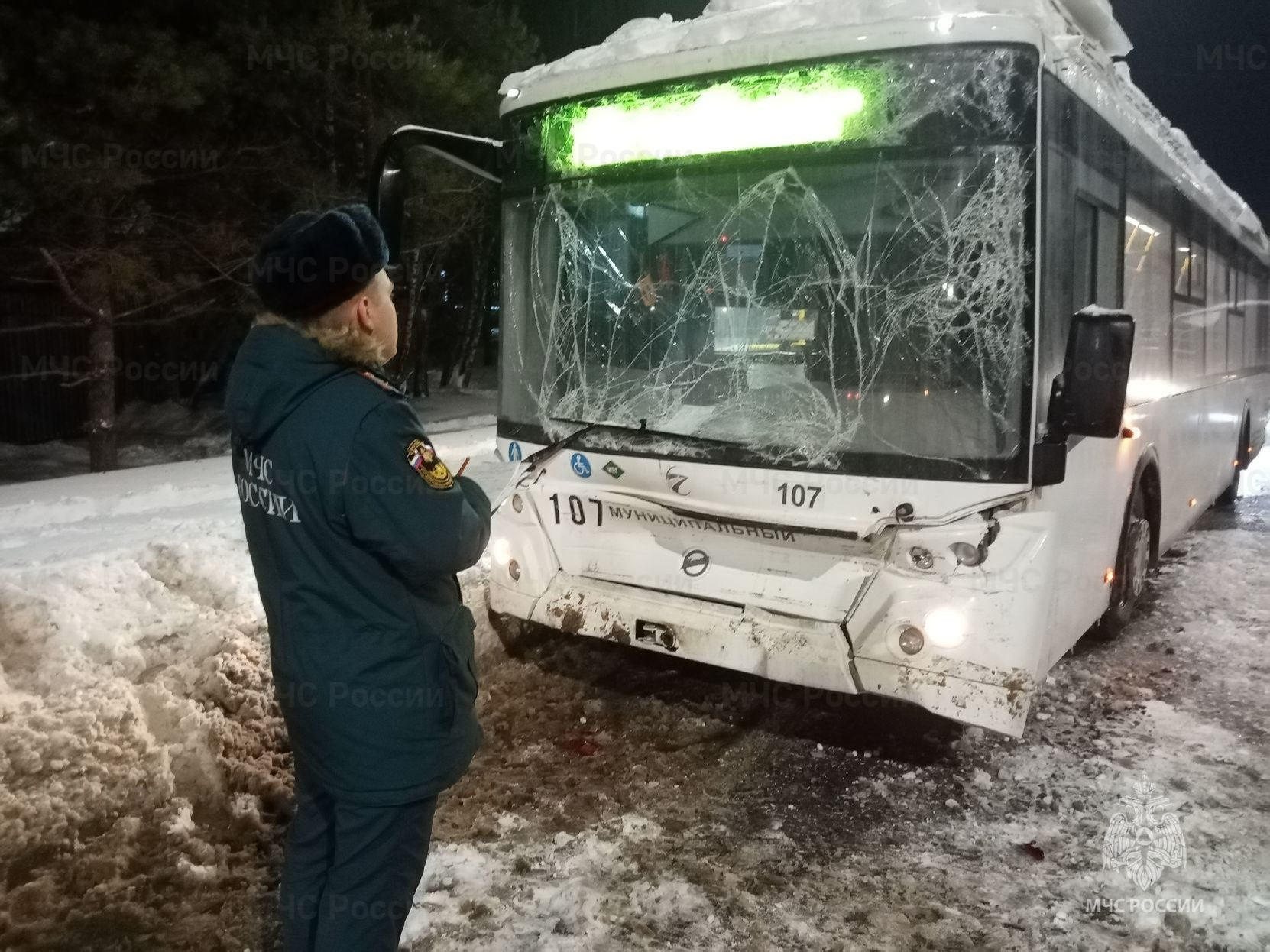 В Орле муниципальный ЛиАЗ попал в ДТП - Новости Орла и Орловской области  Орелтаймс