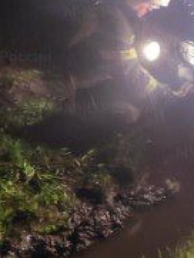 Под Орлом увязнувшую в размытой дороге «скорую» вытащили МЧС 2