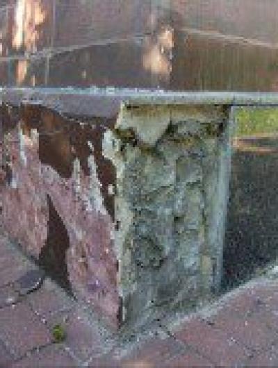 Курские власти не нашли денег на ремонт мемориал «Памяти павших в годы Великой Отечественной войны 1941 – 1945 годов» 2