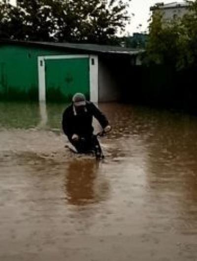 В Курской промзоне более 300 человек из 30 организаций остались без заработка из-за потопа 4