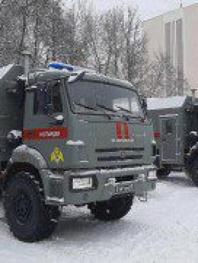 photo5240420139541836867