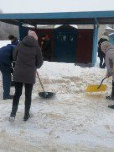 азаровцы