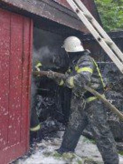 гараж сгорел