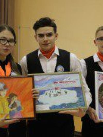 rabota-sotrudnikov-mchs-rossii-i-voprosy-bezopasnosti-v-tvorchestve-orlovskih-detey_1614779607372805188__800x800