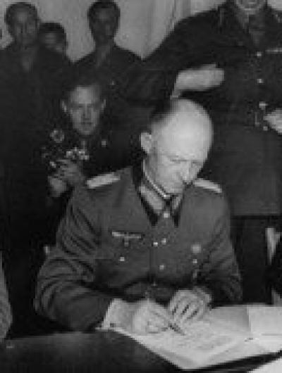 7_1_podpisanie_kapitulyacii_germanii