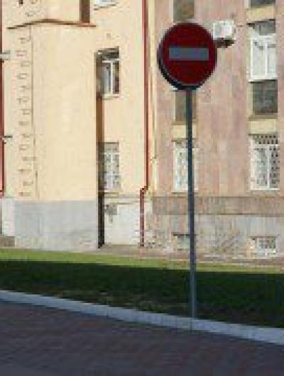 792b594b-7f83-436f-b898-20cc697a6d4f