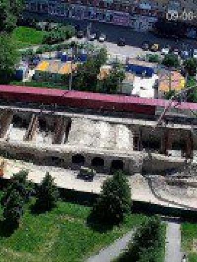 129B905C-4C69-4760-A0E5-826F6F615FBD