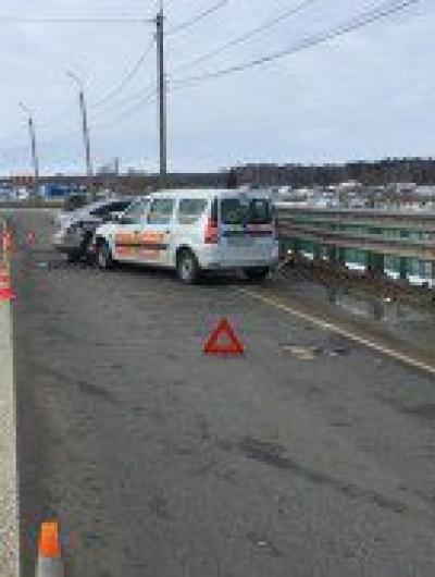 ДТП пострадали три человека