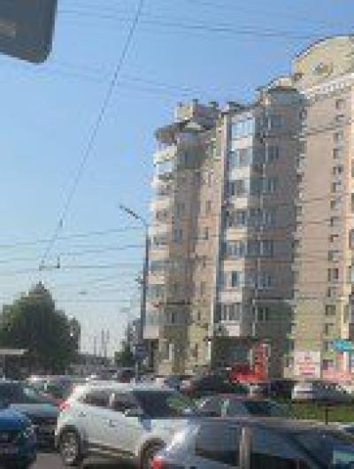 Орёл стал в пробках из-за ремонта люков на Герценском мосту 1