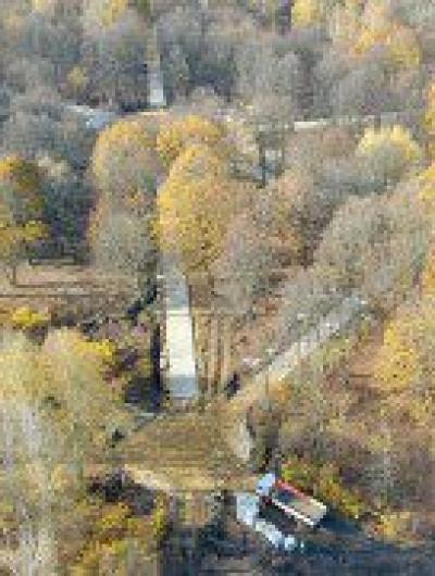 E9D40AEF-C20B-4D18-B968-CC1D617BBD8A