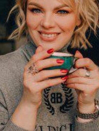 yulyacakes_84338681_199178524636547_6386694443447121165_n