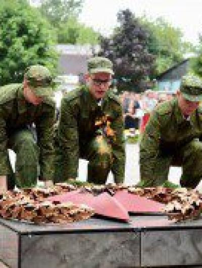 Глазуновский район Орловской области отметил 80-ю годовщину освобождения от немецко-фашистских захватчиков 1