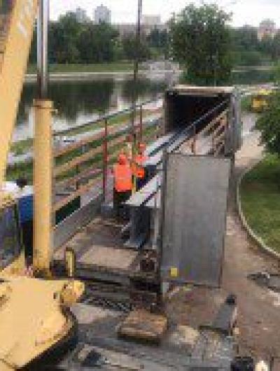 Красный мост 2