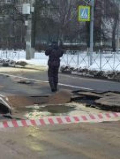 приборостроительная 2