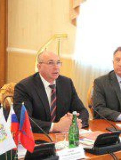 photo_5276438624344338903_y