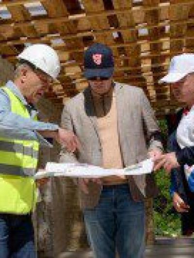 клычков смотрит проект