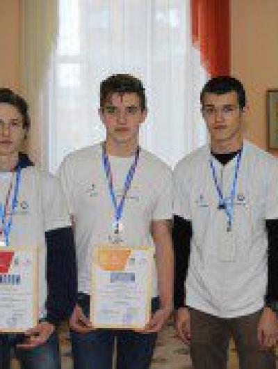 Участники и эксперты второго регионального чемпионата