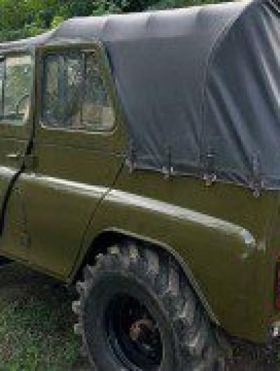 уаз 2 (1)