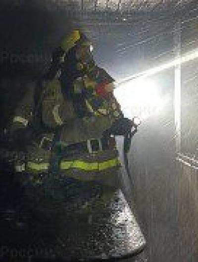 Во Мценске из горящего дома спасли трёх жильцов 1