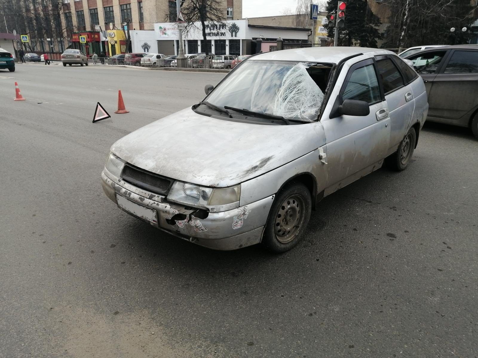 Ваз 2112 б у орл обл. Машина из Орловской области. ДТП С ВАЗ 2112 темно зеленая Орел и Орловская область за последние сутки. Нива наехала на ВАЗ 2112.