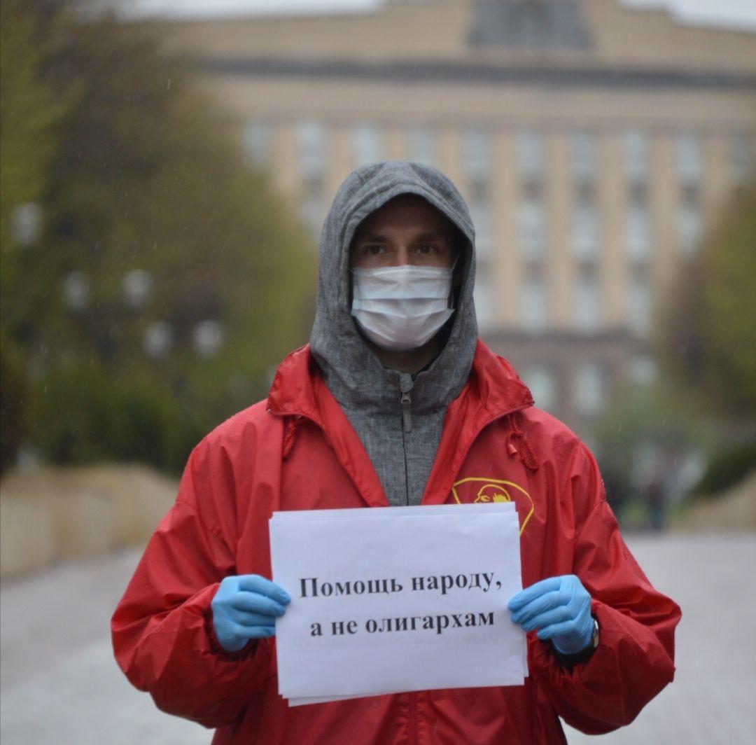 Первомай в Орле 59 лет назад был с улыбками, сегодня - с пикетами - Новости  Орла и Орловской области Орелтаймс