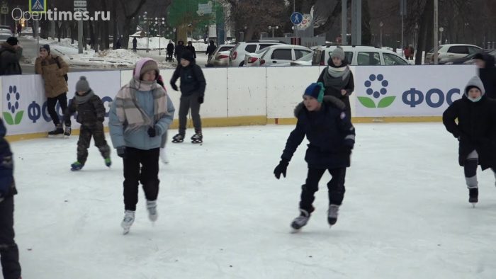 Каток на центральной площади Орла посетили в разгар пандемии 22 тысячи человек