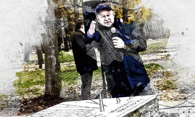 В Ливнах установили арт-объект «Солнечные часы»