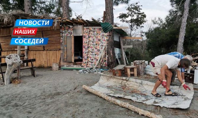 Антипрививочники прячутся в шалашах в Абхазии