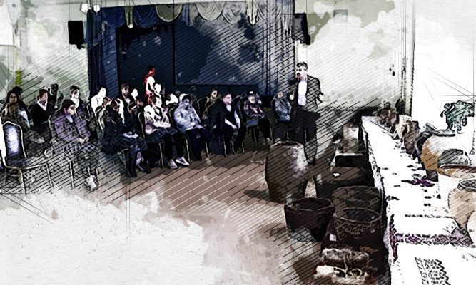 Житель Орловской области представил уникальную коллекцию лаптей и глиняных горшков