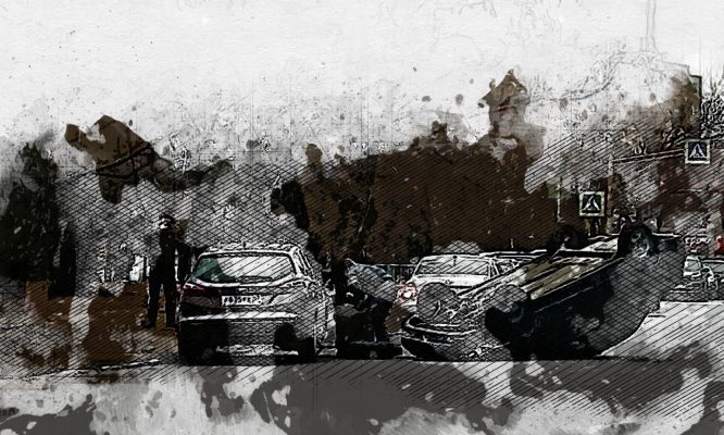 В Заводском районе Орла перевёрнутая иномарка перегородила проезжую часть