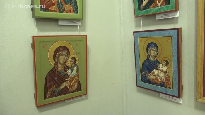 В Орле выставили иконы известных мастеров