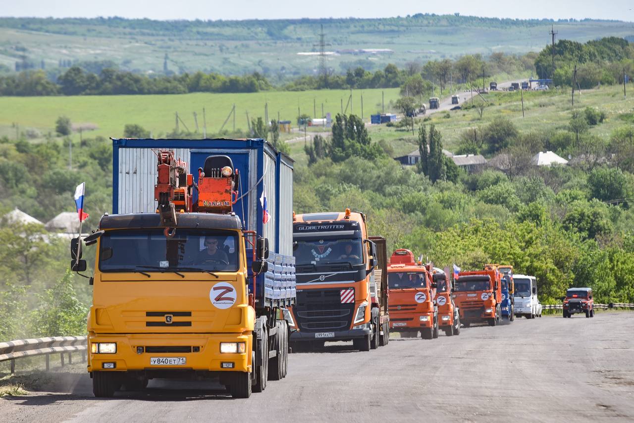 В ЛНР прибыла первая партия дорожной техники из Орловской области |  26.05.2022 | Орел - БезФормата