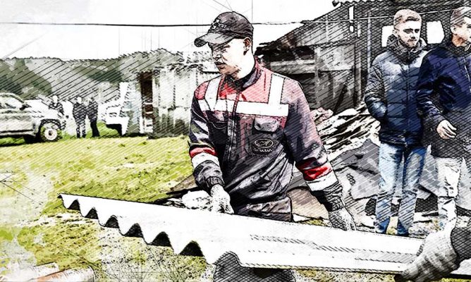 После урагана в Орловской области 14 многоквартирных домов стоят с разрушенной кровлей