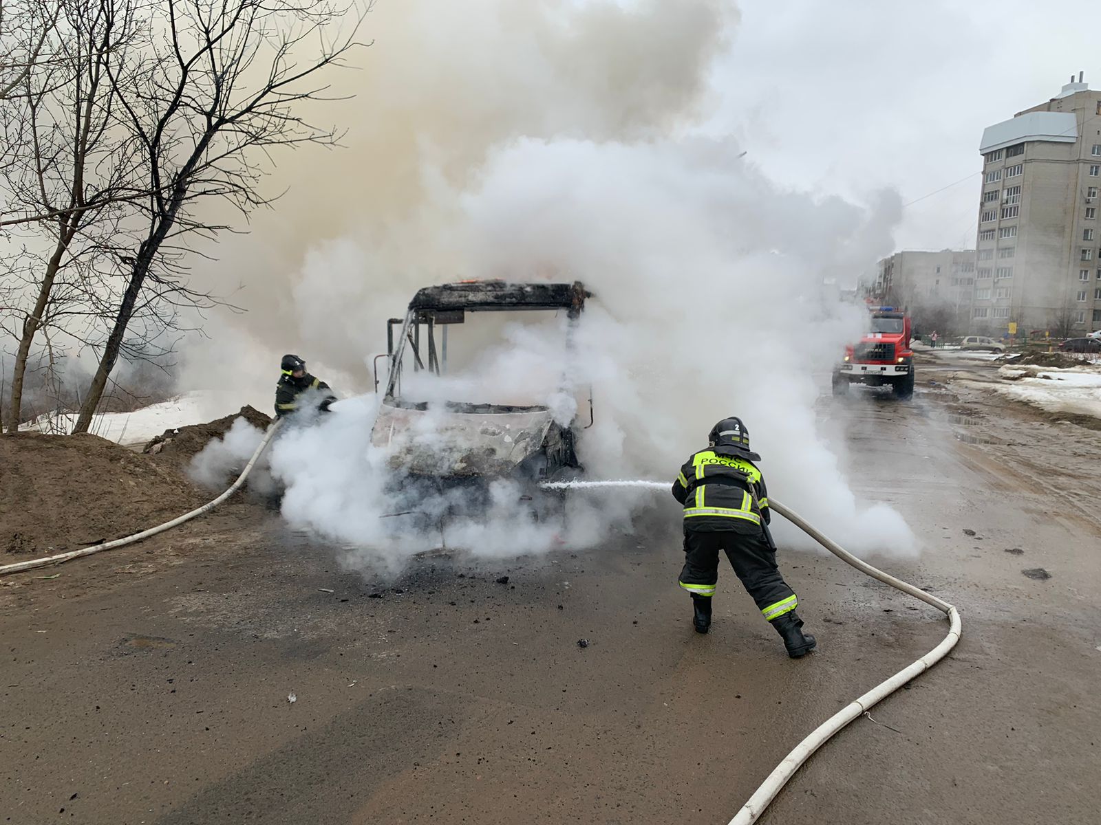 В Орле эпично сгорела маршрутка | 18.03.2024 | Орел - БезФормата