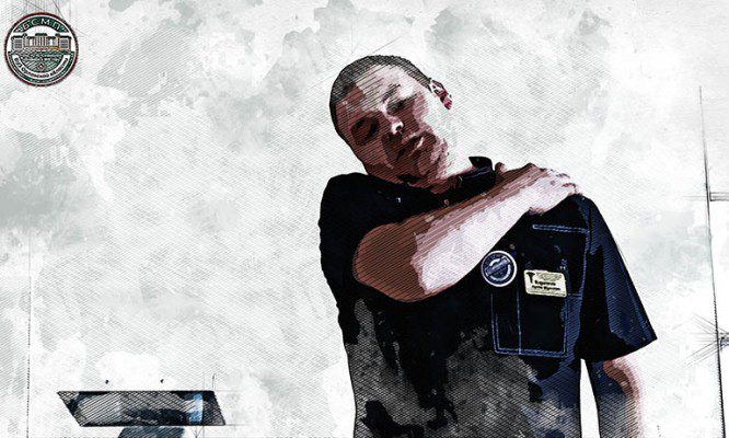 Медик из Орла показал главные упражнения, которые помогут на работе взбодриться