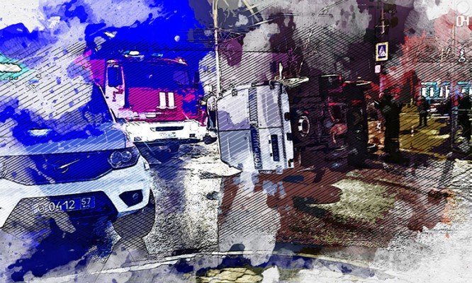 В Орле на Комсомольской в ДТП перевернулся автомобиль полиции