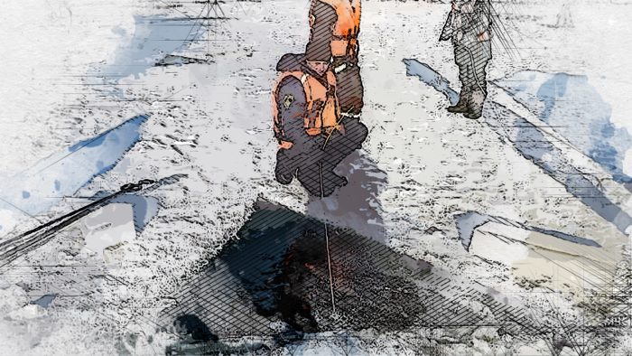 Орловские спасатели продолжают поиски тел погибших подо льдом детей в Брянске