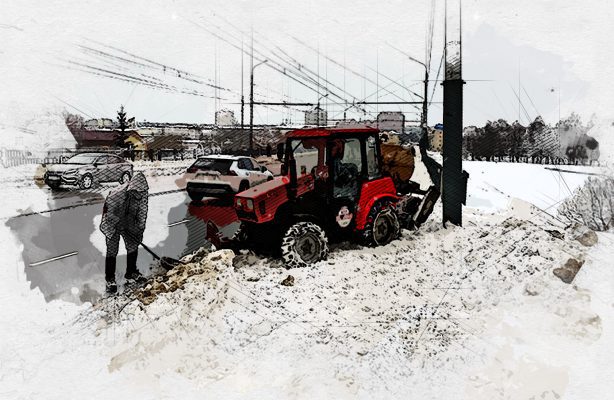 В Орле на Герценском мосту в снегу застрял трактор