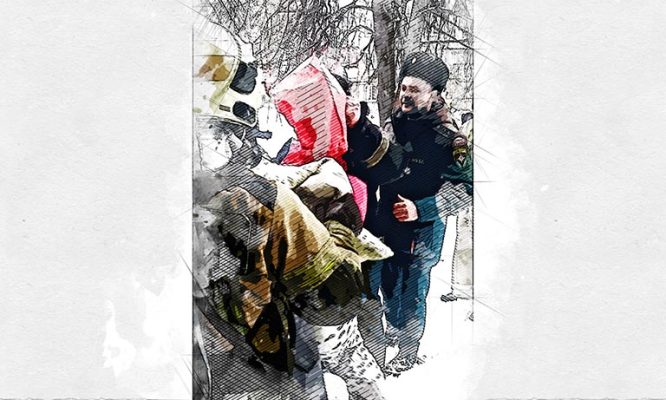 В Орле из многоквартирного дома на Наугорке спасли детей