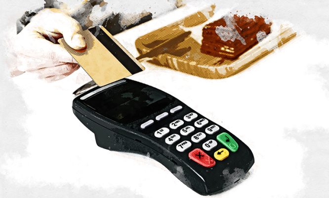 Орловцам вернули возможность расплачиваться банковскими картами