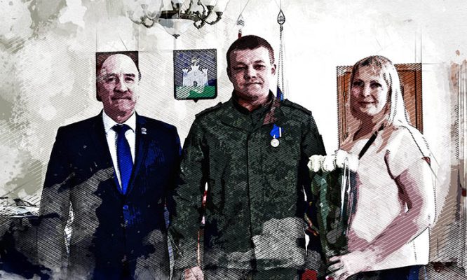 Орловцу, чья машина попала под дрон-камикадзе, вручили награду