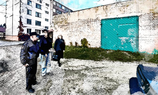 Орловчанка раскусила мошенников и помогла задержать их курьера