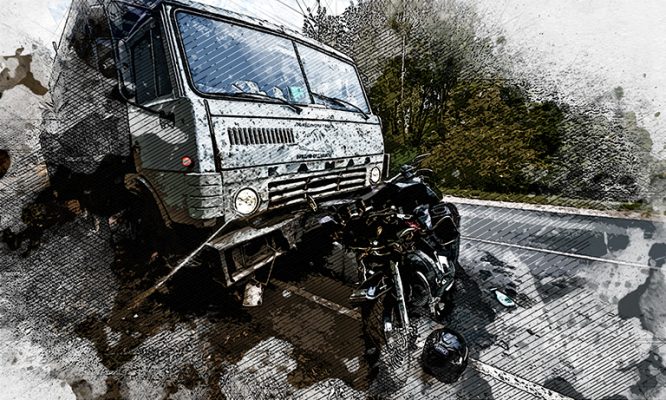 Под Орлом водитель «Харлея» влетел в КамАЗ